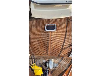 Apreamare 750 750 semicabinato