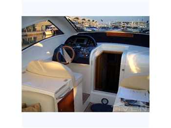 Santorini  48hd Hard top new