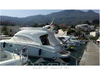 Beneteau Antares 36 fly