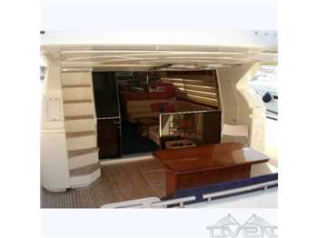 Ferretti 680 680 fly