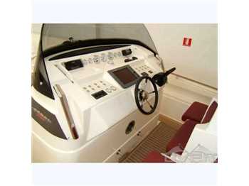 Cerri  Tender
