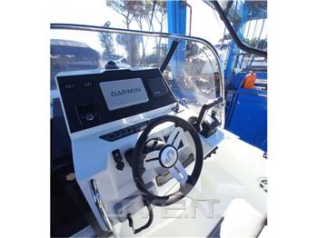 BENETEAU FLYER 9 sundeck SPACEdeck