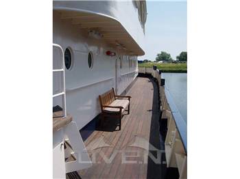 Bodewes - Foxhol / A & L Hoekman 134 Explorer Yacht