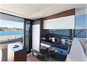 PRESTIGE 520 FLY