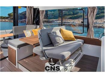 JEANNEAU MERRY FISHER 1095 COUPE SERIE 2 (2x300 YAMAHA))