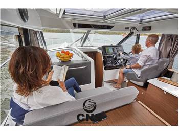 JEANNEAU MERRY FISHER 1095 COUPE SERIE 2 (2x300 YAMAHA))