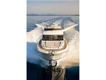 Prestige 520 F