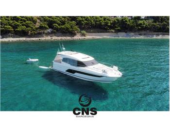 PRESTIGE YACHTS 590 S