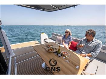 JEANNEAU MERRY FISHER 1295 COUPE 3x300 YAMAHA