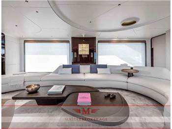 Azimut Grande 38 trideck