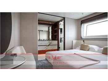 Azimut Grande 36 metri