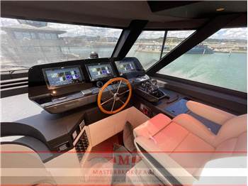 Azimut Magellano 25 metri