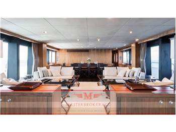 Sunseeker 131 - yacht