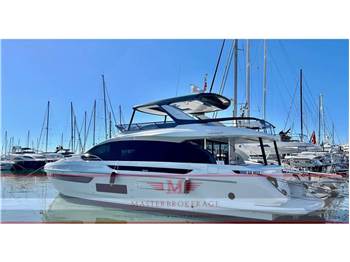 Azimut 72 fly