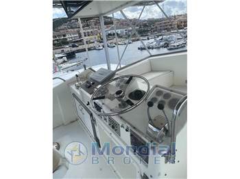 Hatteras 52C