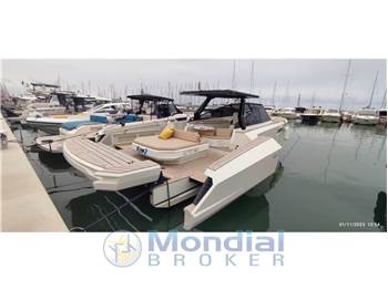 Evo Yachts Evo R4 WA