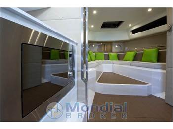 Evo Yachts Evo R4 WA 43