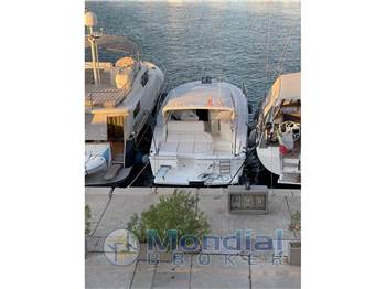 Riviera Marine 4000 Offshore