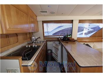 Hatteras 50 CONVERTIBLE