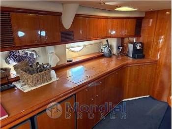 Sunseeker Predator 60