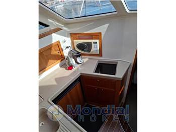 Riviera Marine 33 Flybridge