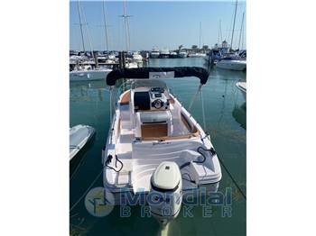 Ranieri Shadow 24