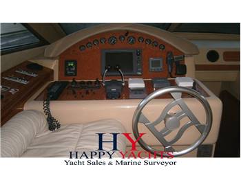 Ferretti Yachts 430