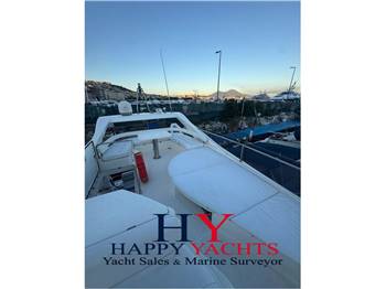 Ferretti Yachts 460