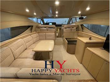 Ferretti Yachts 460