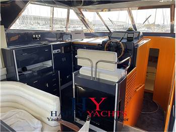 Riva 58 Furama