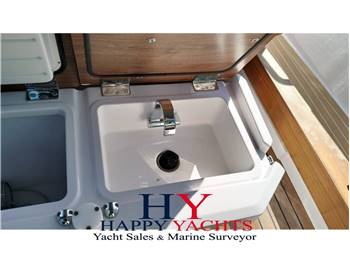 Axopar 28 Cabin BRABUS LINE