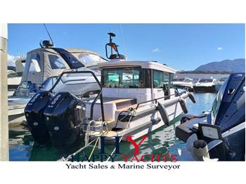 Axopar 28 Cabin BRABUS LINE