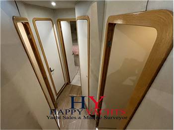 Sea Ray 400 Sedan Bridge