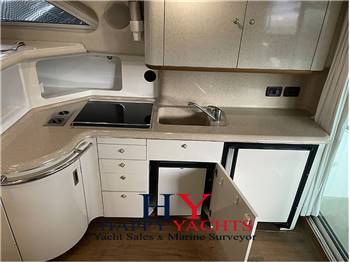 Sea Ray 400 Sedan Bridge