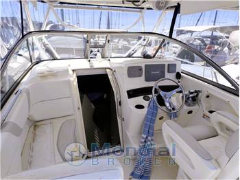 BOSTON WHALER 285 CONQUEST