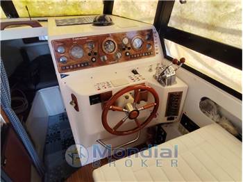 Nautica San Vincenzo VEGLIATURA 27