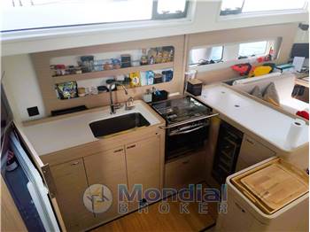 BENETEAU OCEANIS 54