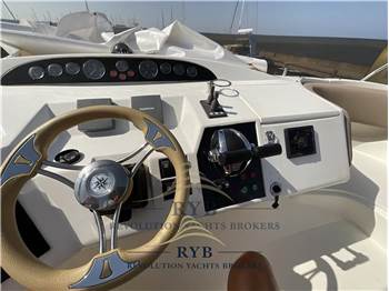 Princess Yachts 61 Fly