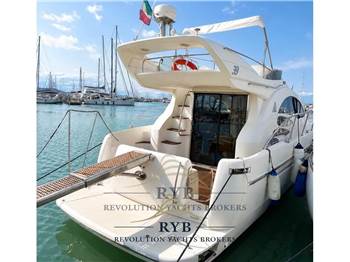 Azimut 39