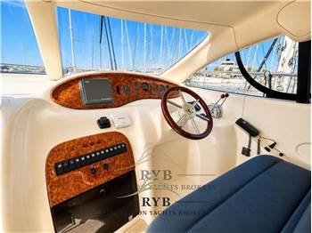 Azimut 39