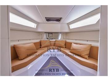 Evo Yachts Evo R4 WA