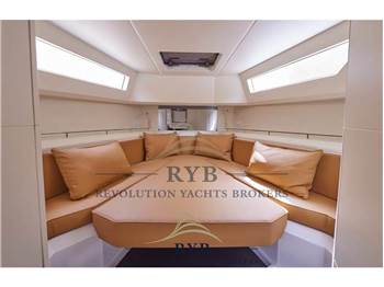 Evo Yachts Evo R4 WA