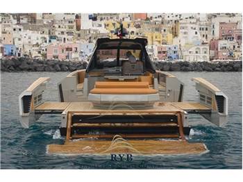 Evo Yachts Evo R4 WA