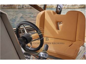 Evo Yachts Evo R4 WA