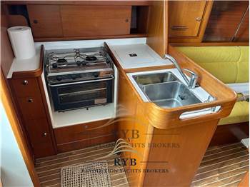 J Boats J/109