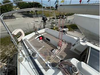 Cantiere del Pardo Grand Soleil 343