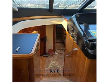 Sunseeker Predator 62