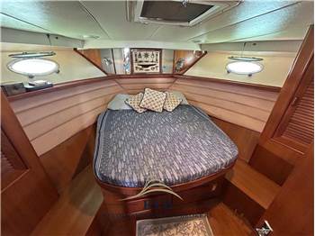 Uniesse Marine 42 Fly