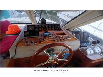 Uniesse Marine 42 Fly