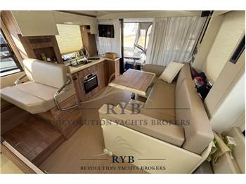 Cranchi T 43